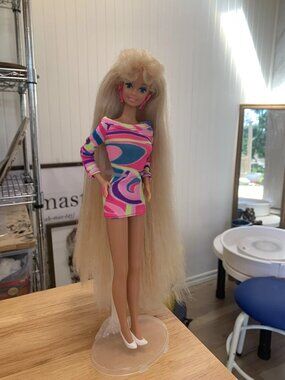 Vintage 1991 Mattel Totally Hair Barbie Doll #1112 SOLD